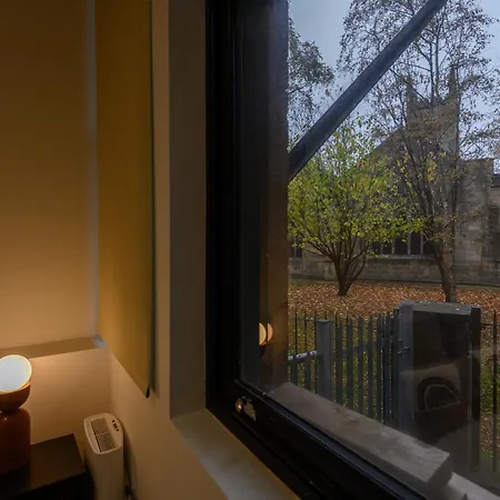 Fantastic Modern 1 Bedroom * Leeds (West Yorkshire)