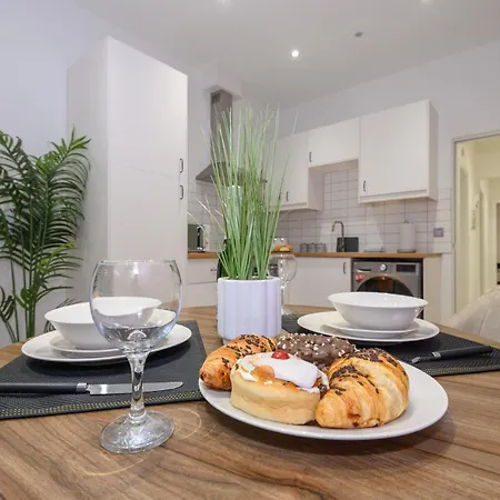 Fantastic Modern 1 Bedroom Lejlighed