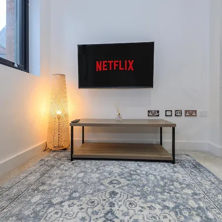 Fantastic Modern 1 Bedroom * Leeds (West Yorkshire)