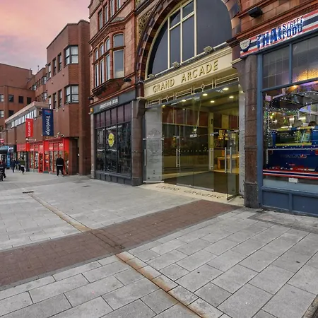 Fantastic Modern 1 Bedroom