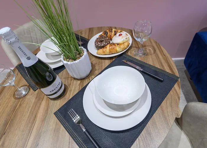 Fantastic Modern 1 Bedroom