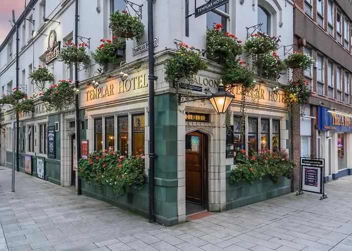 Fantastic Modern 1 Bedroom *