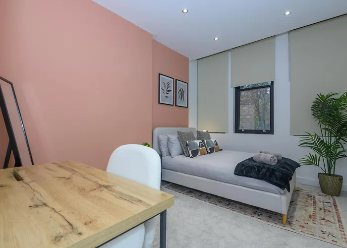 Апартаменти Fantastic Modern 1 Bedroom Лідс