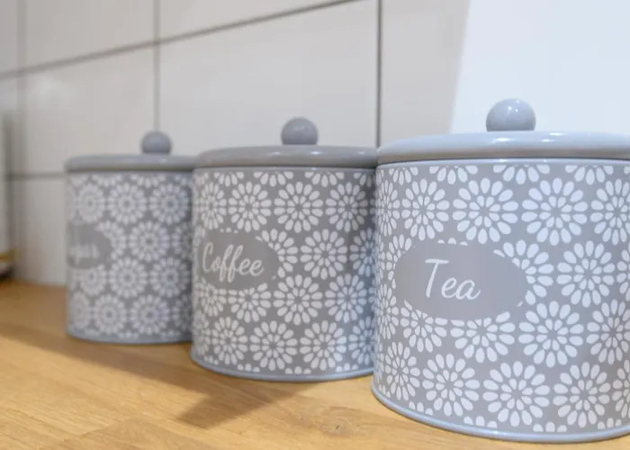 Апартаменти Fantastic Modern 1 Bedroom *