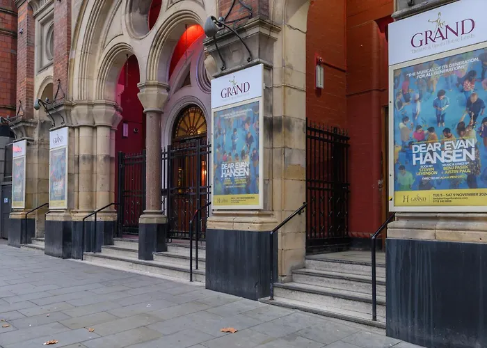 Апартаменти Fantastic Modern 1 Bedroom